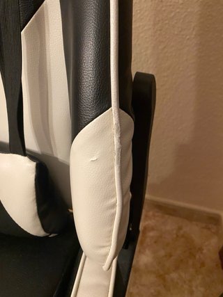 Silla Gaming Negra y Blanca Tempest