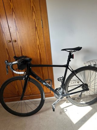 Bici da strada Trek Émonda taglia M