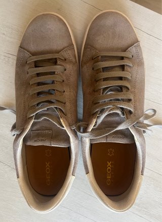 Scarpe Geox grigie scamosciate