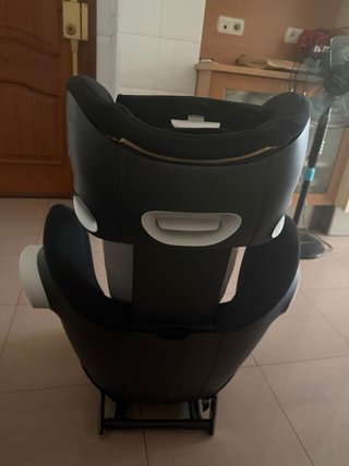 Silla coche Isofix negra