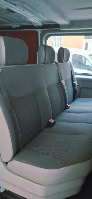 Opel Vivaro 2011