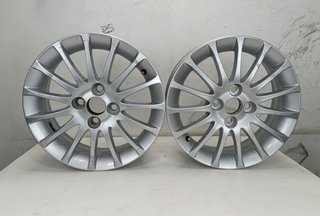 Juego de llanta Original Toyota Yaris de 15 pulg