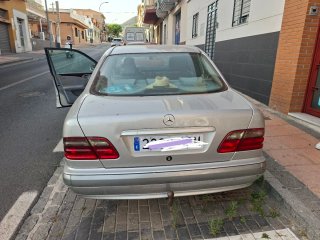 Mercedes-Benz Clase E 2000
