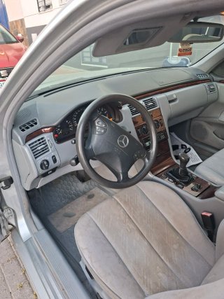 Mercedes-Benz Clase E 2000