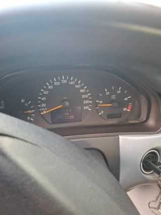 Mercedes-Benz Clase E 2000