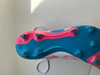 Botas de fútbol Adidas Predator. 39 1/3