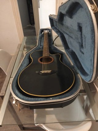 Guitarra Acústica Eléctrica Negra