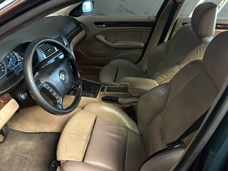 BMW 330XI
