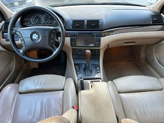 BMW 330XI