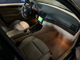 BMW 330XI