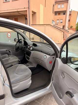 (SUPER OCASION)Citroen C3 motor 1.4 distintivo B🟡