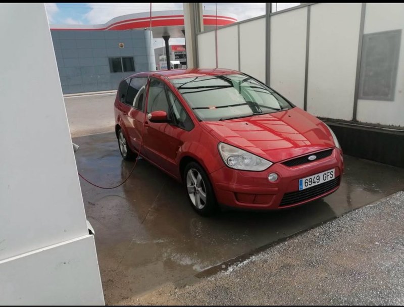 Ford S-MAX 2008 - foto 1