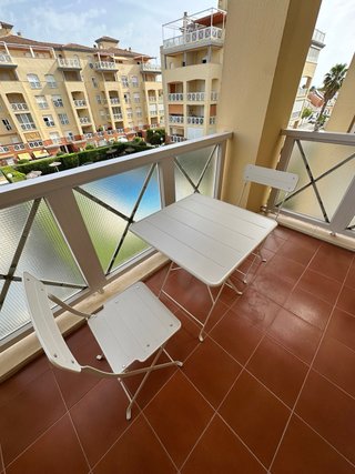 Mesa y Silla Terraza Ikea Blanca