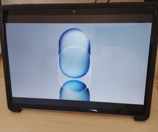 Microsoft Surface Pro 11 (LEER)