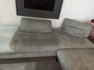 Sofá modular gris de tela