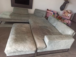 Sofá modular gris de tela