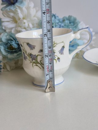 Taza y platillo porcelana inglesa floral