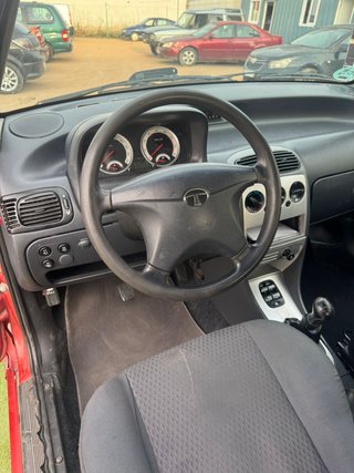 Tata Indica 2011