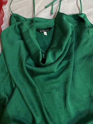 Lote 2 vestiti da donna verde e rosso