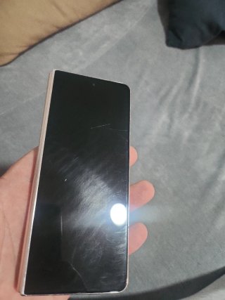 Samsung Galaxy Z Fold 4