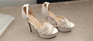Zapatos de tacón blancos MAIERNISI