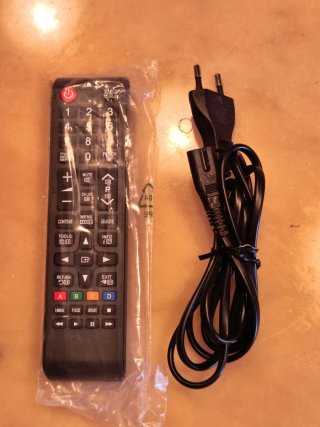 Televisión Samsung 32 UE32EH4000 Negra