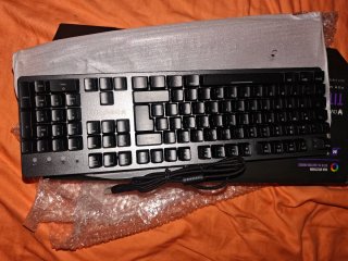 Teclado Mecánico Oversteel Titanium RGB