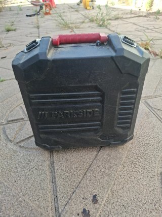 Martello elettrico Parkside con valigetta