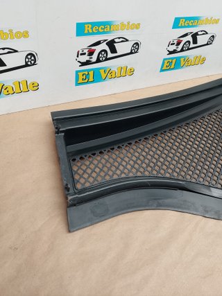 RECUBRIMIENTO TORPEDO DCHO MERCEDES CLASE B W246