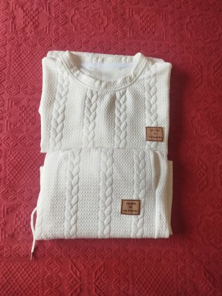 Camiseta y pantalón corto blanco