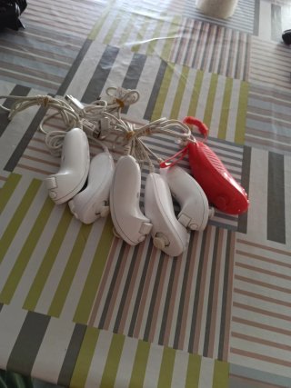 Mandos Wii Nintendo (Blancos y Rojo)