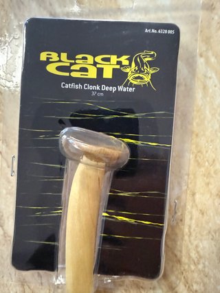 Black Cat Catfish Clonk 37cm, proporciona vibracio