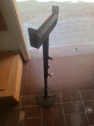 Supporto di rullo metallico regolabile per officina