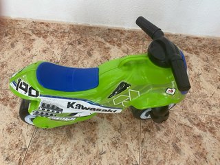 Moto Infantil Kawasaki 190