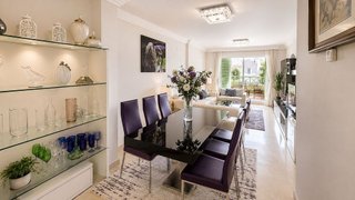 Piso en alquiler en Los Naranjos - Las Brisas en Marbella