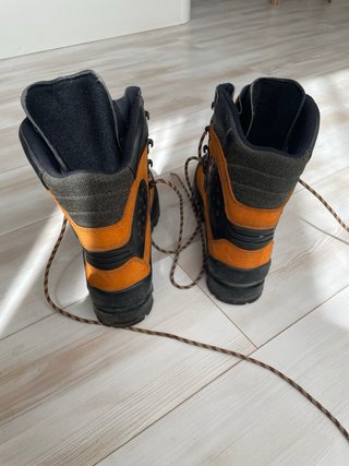 Botas Montaña La Sportiva Negro Naranja
