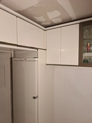 ELECTRODOMESTICOS, MOBILIARIO Y LÁMPARAS COCINA