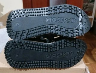 Sandalias Giosseppo con cuña negras y verdes