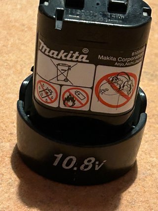 Batteria Makita BL1013 10.8V 1.3Ah