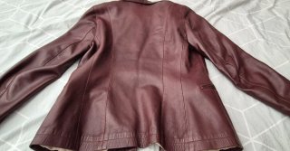 Chaqueta de cuero burdeos mujer T-38