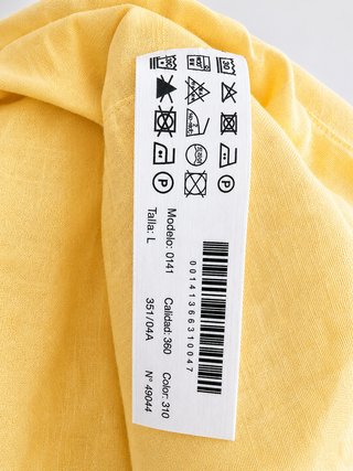 Camisa hombre lino amarilla Massimo Dutti.