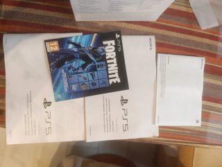 Caja PS5 Edición Fortnite