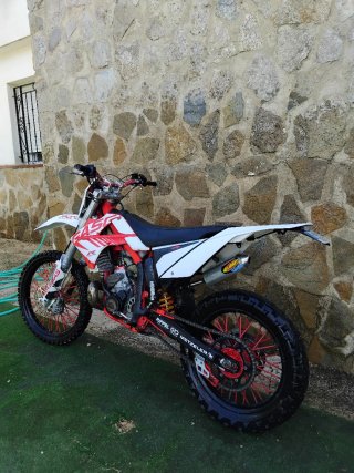 GASGAS 300 2T Enduro Moto