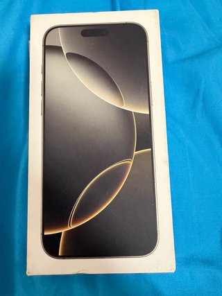 iPhone 16 Pro Max Plata