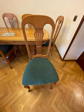 Mesa de roble ampliable con 6 sillas