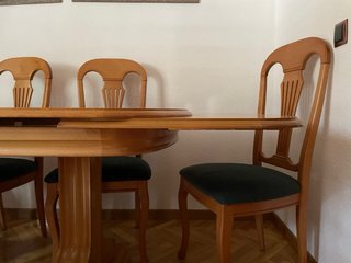 Mesa de roble ampliable con 6 sillas