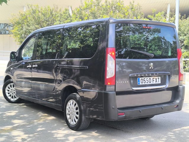 Peugeot Expert 2.0HDI 136cv Bussiness 8 plazas