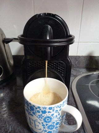 Cafetera Nespresso DeLonghipara despiece