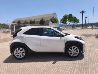 Toyota Aygo X Cross 1.0 VVT-I 72CV Play