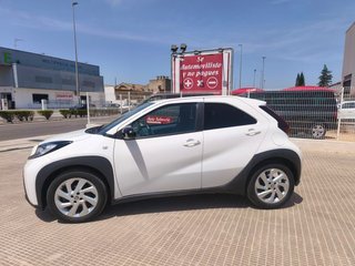 Toyota Aygo X Cross 1.0 VVT-I 72CV Play